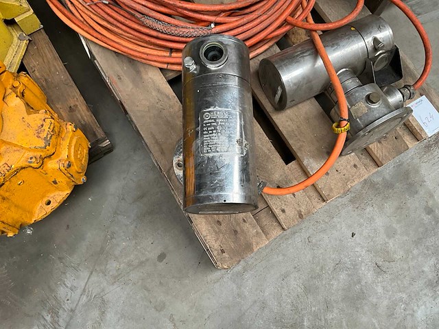 2006 hernis scan systems as ex 286 explosieveilige offshore camera-units met bekabeling (2x) - afbeelding 2 van  7