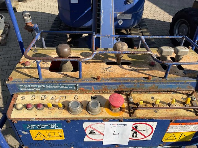 2006 hitachi hx99b-2 hoogwerker - afbeelding 11 van  14