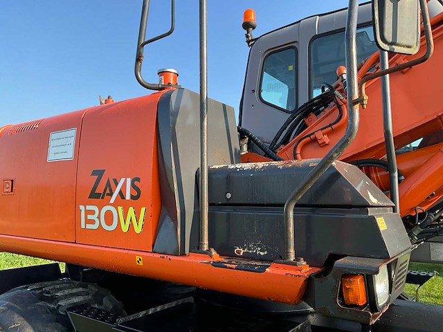 2006 hitachi zaxis 130w banden graafmachine - afbeelding 13 van  14