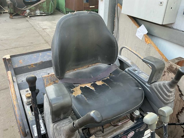 2006 hitachi zx18 rupsgraafmachine - afbeelding 26 van  36