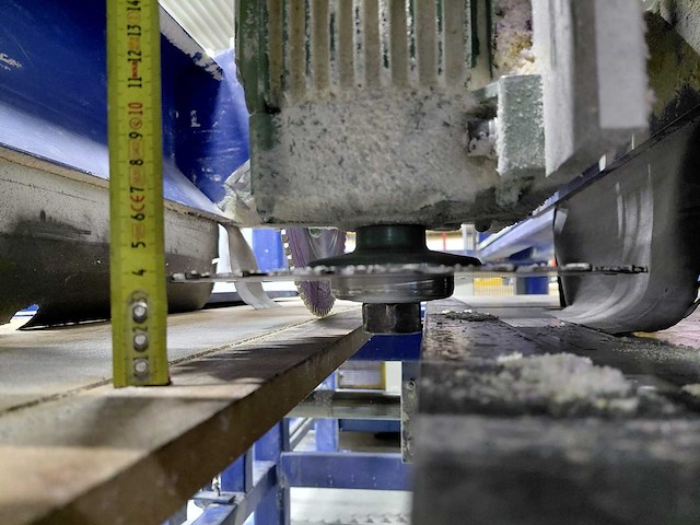 2006 horizontale platenzaag met afzuigunit - afbeelding 11 van  15