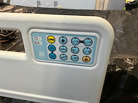 2006 huntleigh healthcare 800bc22a ziekenhuisbed - afbeelding 3 van  7