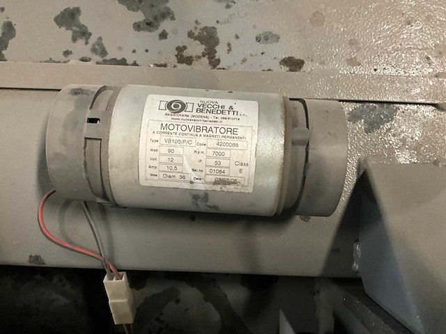 2006 isal pb55 et zelfrijdende veegmachine - afbeelding 3 van  14