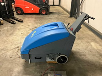 2006 isal pb55 et zelfrijdende veegmachine - afbeelding 9 van  14