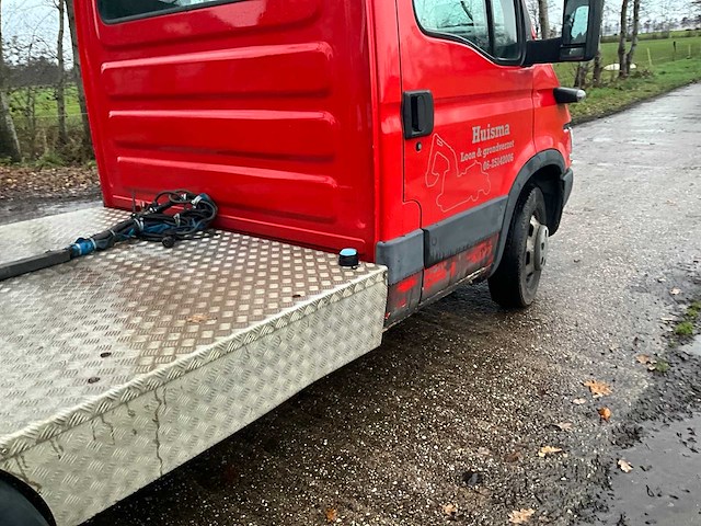 2006 iveco 35c17 300 vrachtwagen - afbeelding 8 van  25