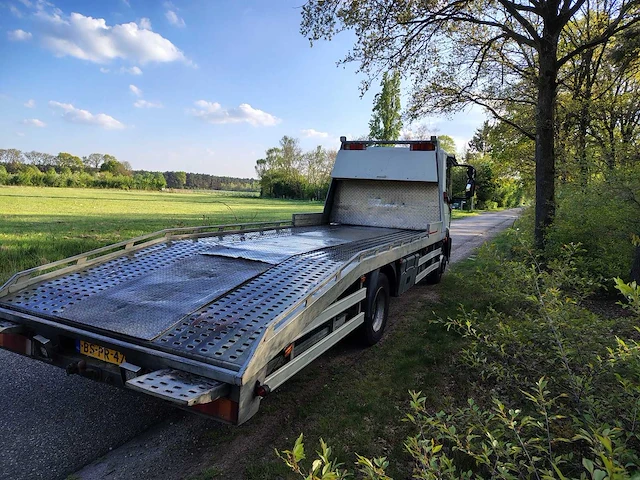 2006 iveco vrachtwagen - afbeelding 20 van  20