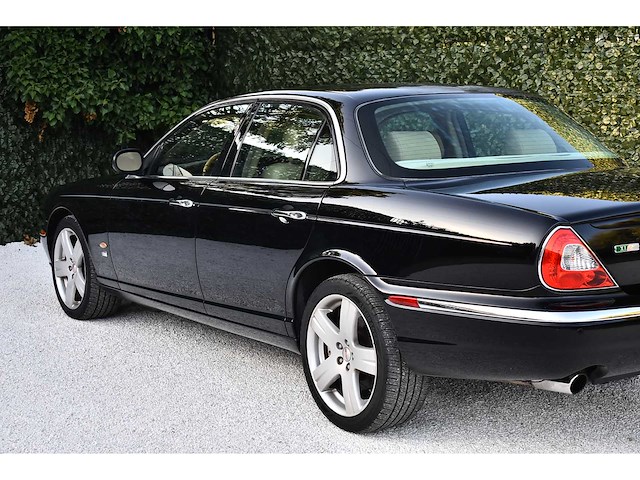 2006 jaguar xjr saloon 4,2l v8 btw auto - afbeelding 8 van  75