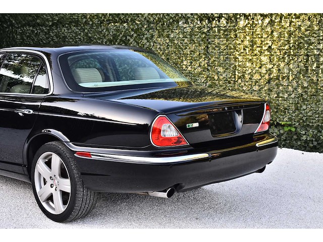 2006 jaguar xjr saloon 4,2l v8 btw auto - afbeelding 18 van  75