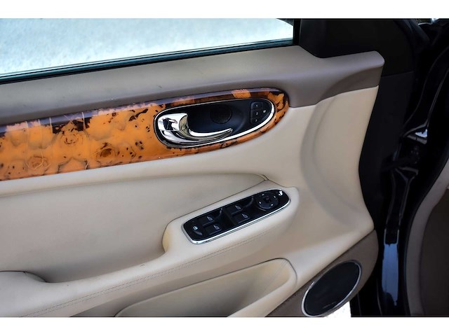 2006 jaguar xjr saloon 4,2l v8 btw auto - afbeelding 43 van  75