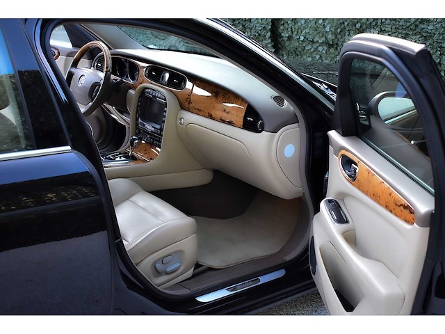 2006 jaguar xjr saloon 4,2l v8 btw auto - afbeelding 44 van  75