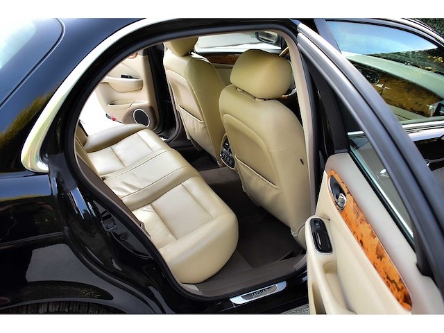 2006 jaguar xjr saloon 4,2l v8 btw auto - afbeelding 63 van  75