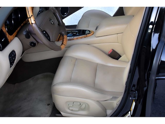 2006 jaguar xjr saloon 4,2l v8 btw auto - afbeelding 66 van  75