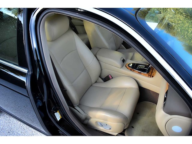 2006 jaguar xjr saloon 4,2l v8 btw auto - afbeelding 69 van  75