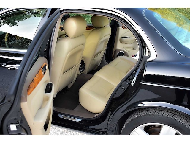 2006 jaguar xjr saloon 4,2l v8 btw auto - afbeelding 70 van  75
