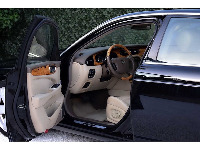 2006 jaguar xjr saloon 4,2l v8 btw auto - afbeelding 72 van  75