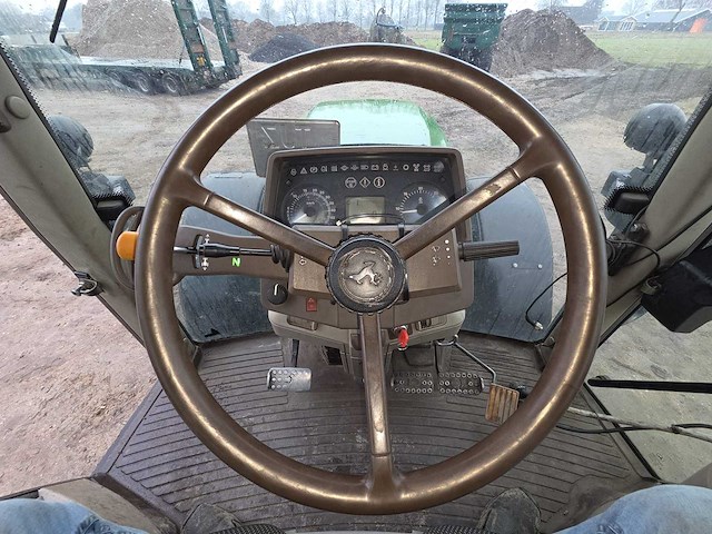 2006 john deere 6220 vierwielaangedreven landbouwtractor - afbeelding 19 van  29