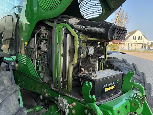 2006 john deere 6820 vierwielaangedreven landbouwtractor - afbeelding 22 van  28