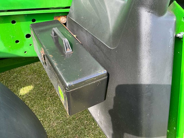 2006 john deere 6820 vierwielaangedreven landbouwtractor - afbeelding 17 van  31
