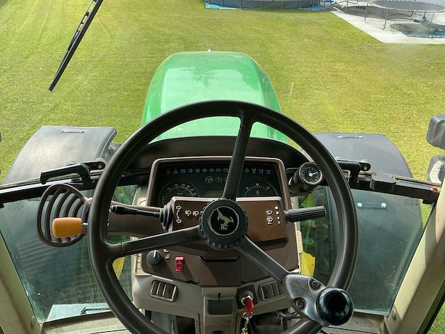 2006 john deere 6820 vierwielaangedreven landbouwtractor - afbeelding 23 van  31