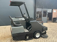2006 karcher powerbosch sw6 zelfrijdende veegmachine - afbeelding 23 van  31