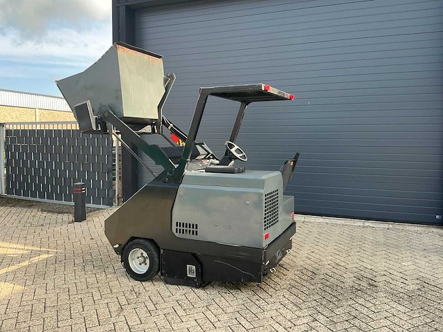 2006 karcher powerbosch sw6 zelfrijdende veegmachine - afbeelding 22 van  25
