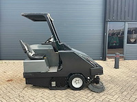 2006 karcher powerbosch sw6 zelfrijdende veegmachine - afbeelding 12 van  31