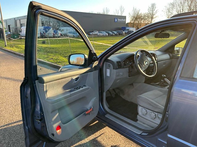 2006 kia sorento 2.4i lx personenauto - afbeelding 3 van  18