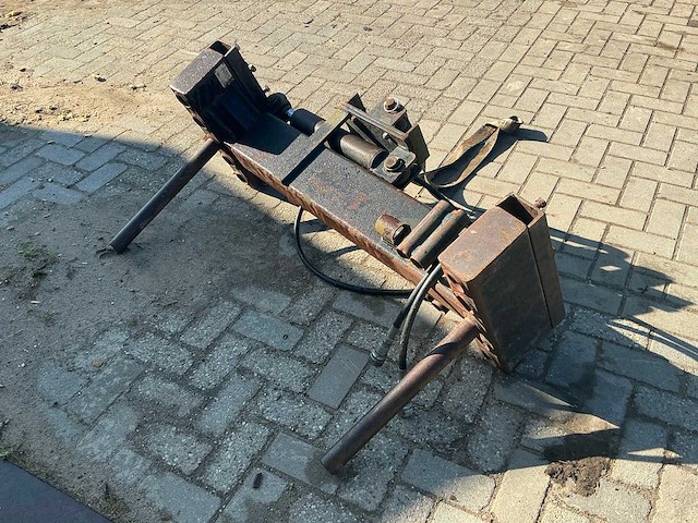2006 komac c5-01 hydraulische grasblok klem - afbeelding 2 van  7