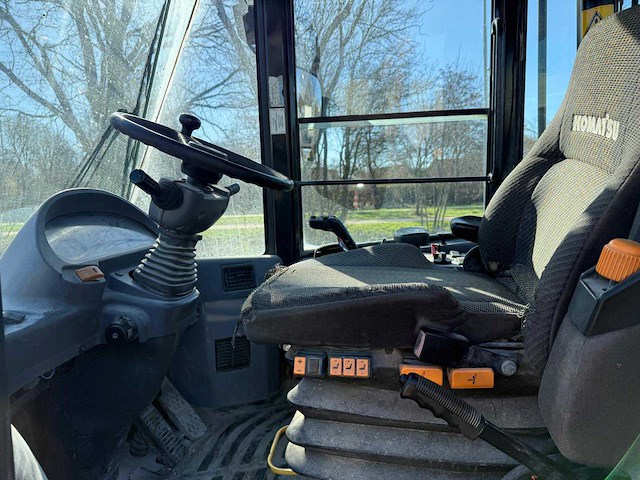 2006 komatsu wa 200-5 shovel wiellader - afbeelding 4 van  17