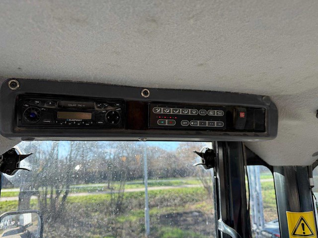 2006 komatsu wa 200-5 shovel wiellader - afbeelding 16 van  17