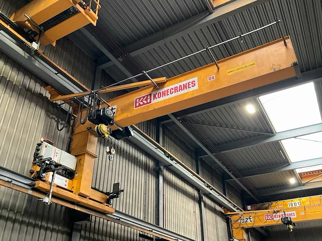 2006 konecranes 3,2t wandloopkraan - afbeelding 1 van  6