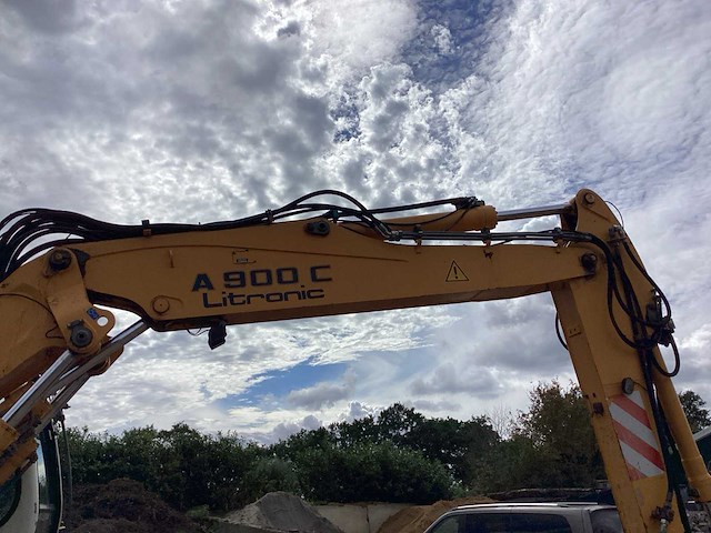 2006 liebherr a 900 c banden graafmachine - afbeelding 25 van  36