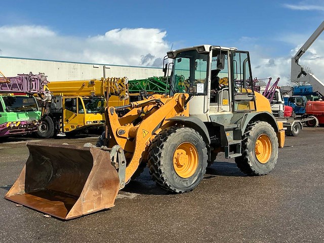 2006 liebherr l-514 shovel - afbeelding 1 van  11