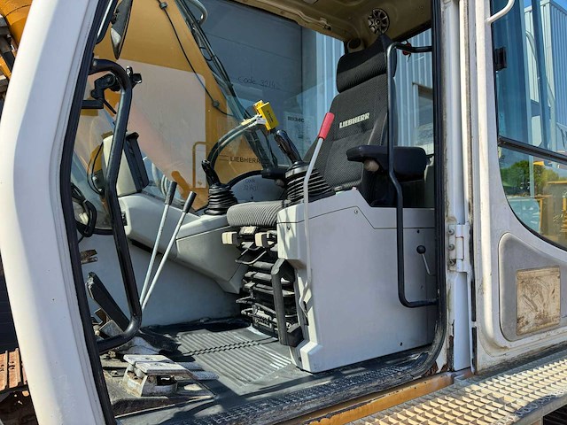 2006 liebherr r934c rupsgraafmachine - afbeelding 34 van  34