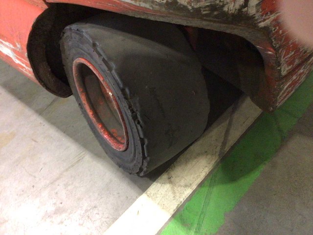 2006 linde e30/03 vorkheftruck - afbeelding 13 van  14