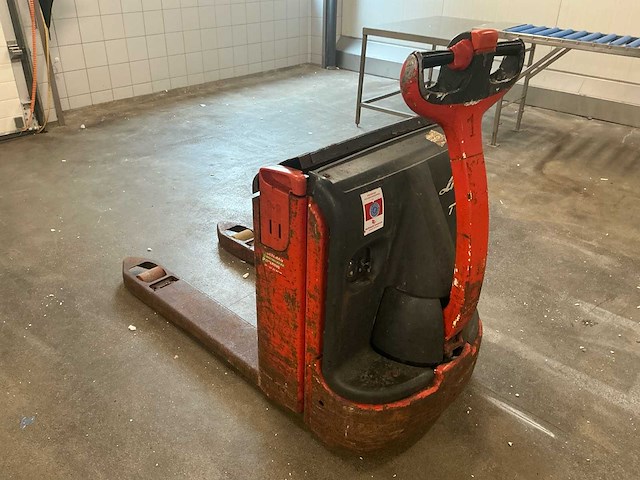 2006 linde t16 kort/breed elektrische palletwagen - afbeelding 5 van  11