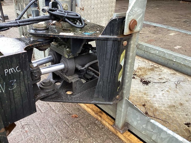 2006 manitou n 4 m orh e verreiker manbak - afbeelding 11 van  13