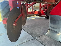 2006 massey ferguson 5455 vierwielaangedreven landbouwtractor met mh planter - afbeelding 6 van  35