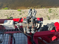 2006 massey ferguson 5455 vierwielaangedreven landbouwtractor met mh planter - afbeelding 10 van  35