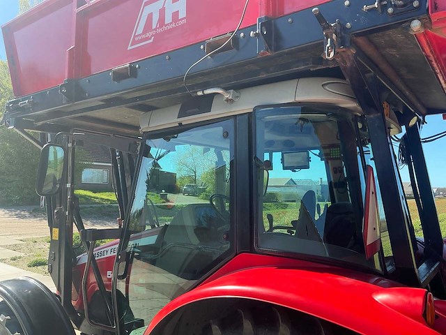 2006 massey ferguson 5455 vierwielaangedreven landbouwtractor met mh planter - afbeelding 18 van  35