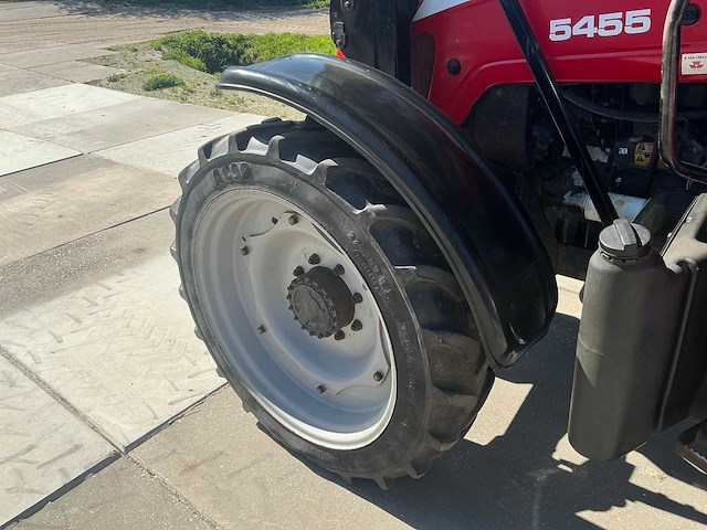 2006 massey ferguson 5455 vierwielaangedreven landbouwtractor met mh planter - afbeelding 20 van  35
