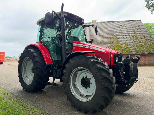 2006 massey ferguson 5455 vierwielaangedreven landbouwtractor - afbeelding 3 van  7