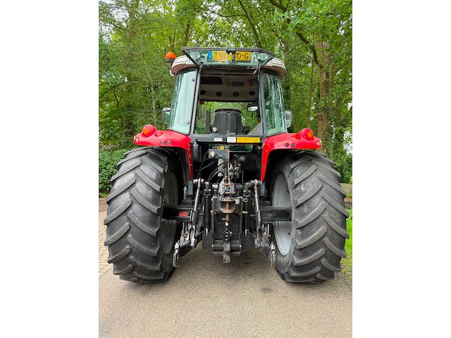 2006 massey ferguson 5455 vierwielaangedreven landbouwtractor - afbeelding 5 van  11