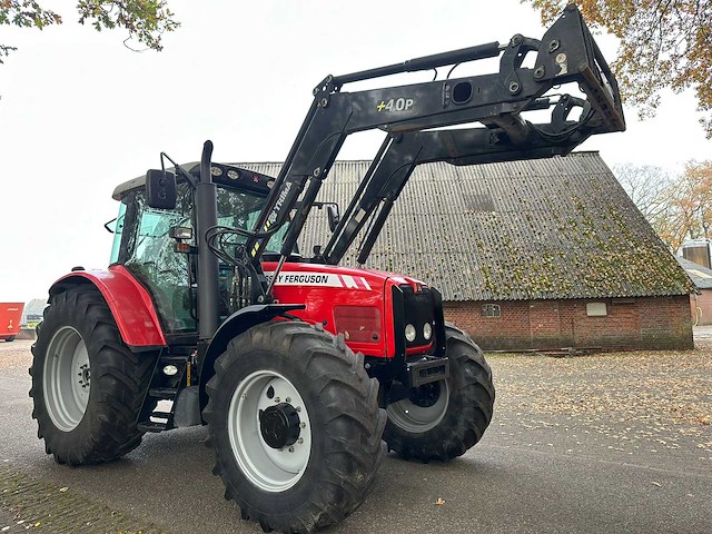 2006 massey ferguson 6480 dyna 6 vierwielaangedreven landbouwtractor - afbeelding 4 van  11