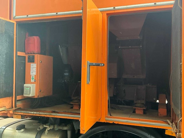 2006 mercedes-benz actros met rsp 2 turbine zuigopbouw - afbeelding 29 van  82