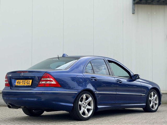2006 mercedes-benz c-klasse automaat 280 avantgarde personenauto - afbeelding 1 van  6