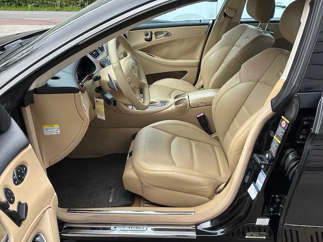 2006 mercedes-benz cls-klasse amg 63 personenauto - afbeelding 20 van  22