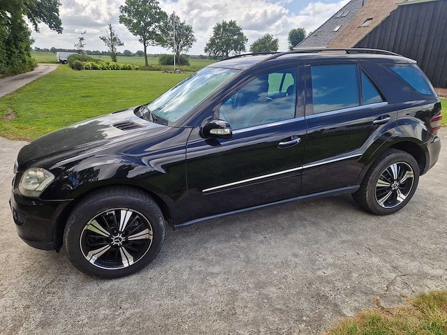 2006 mercedes-benz m-klasse 280 cdi bedrijfswagen - afbeelding 3 van  6