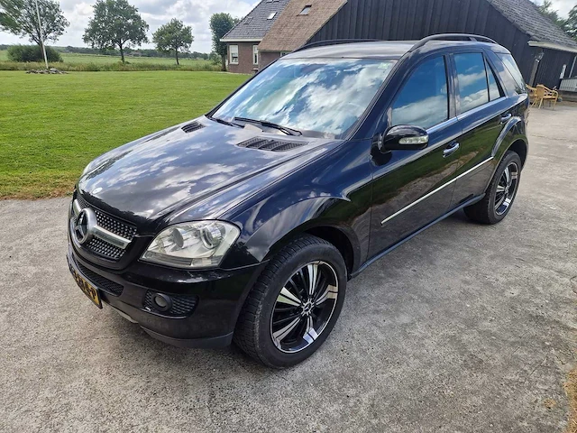 2006 mercedes-benz m-klasse 280 cdi bedrijfswagen - afbeelding 1 van  20