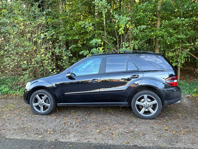 2006 mercedes-benz m-klasse 350 inspiration personenauto - afbeelding 12 van  23
